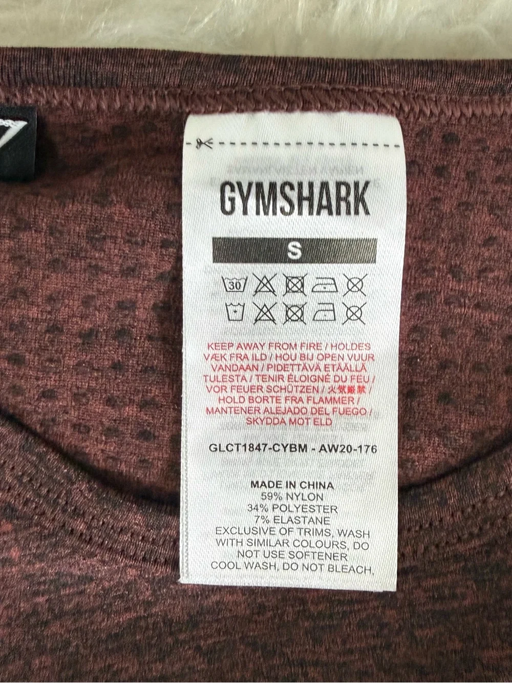 Gymshark Vital Seamless 2.0 Crop Top Bundle Small Black & Burgundy - Picture 5 of 6